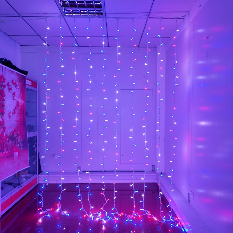 Cadena de luces de cortina con control RGB sincrónico de 7 colores